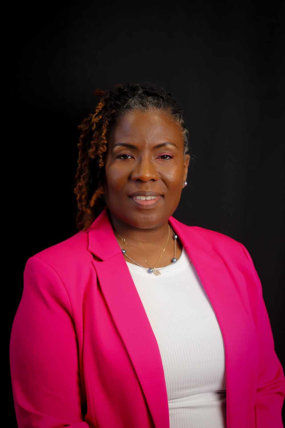 Let's find your dream home Your trusted real estate expert. Whether buying or selling, let's