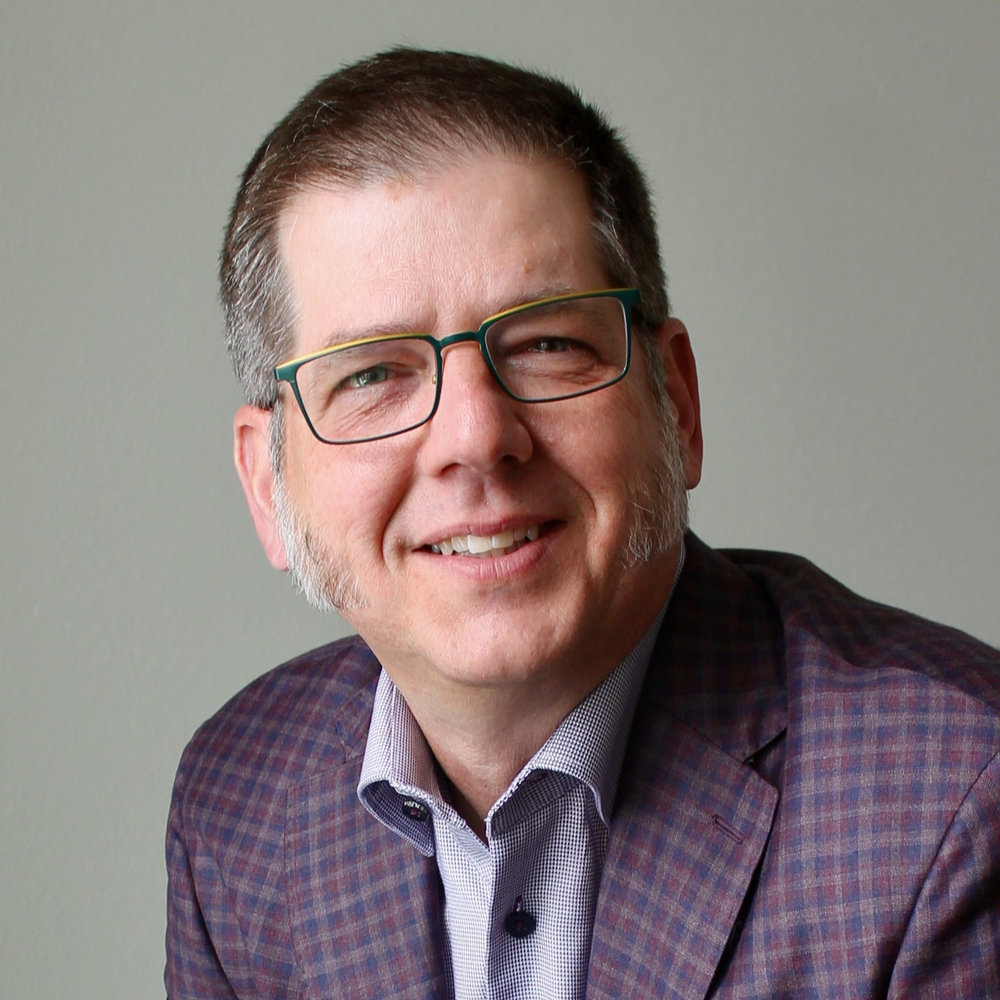 Elegant Queen Anne Corner Masterpiece A Historical Gem in Dubuque, IA