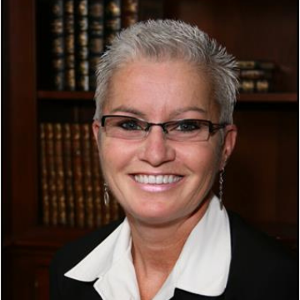 Your trusted real estate expert. Whether buying or selling, let's make