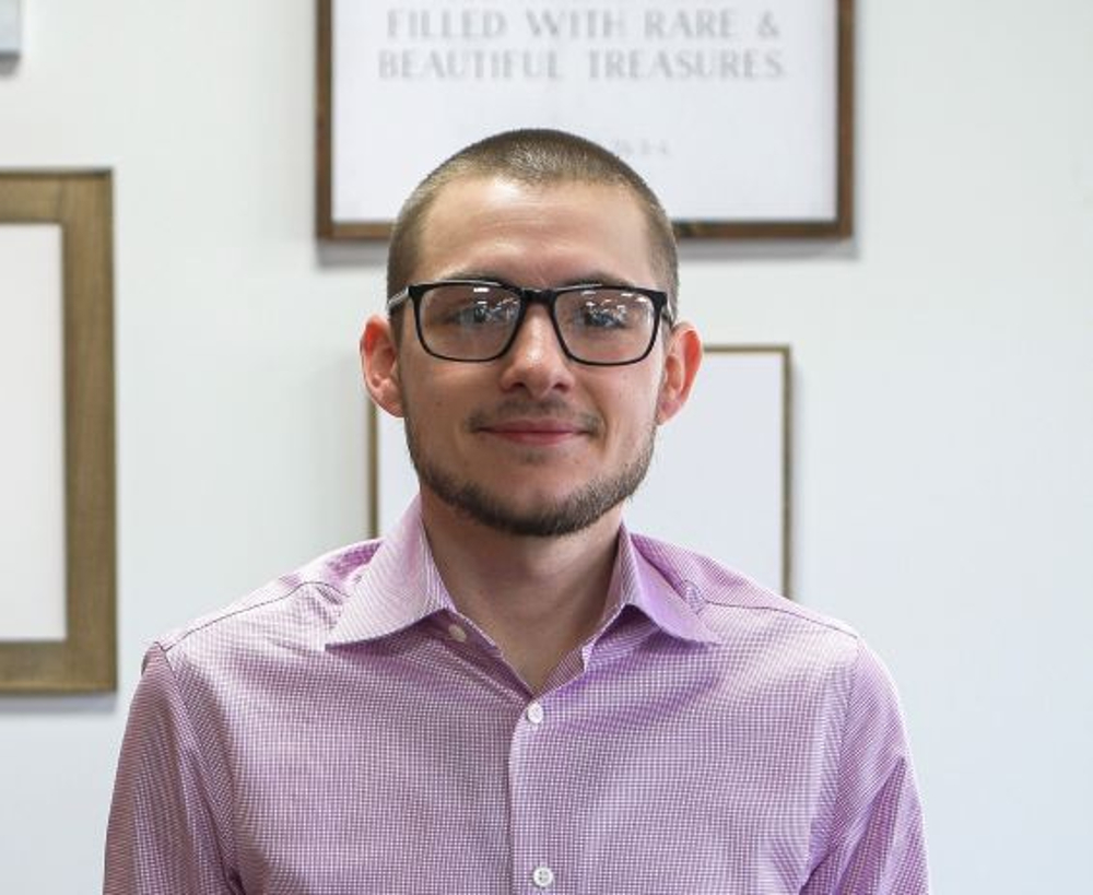 Your trusted real estate expert. Whether buying or selling, let's make