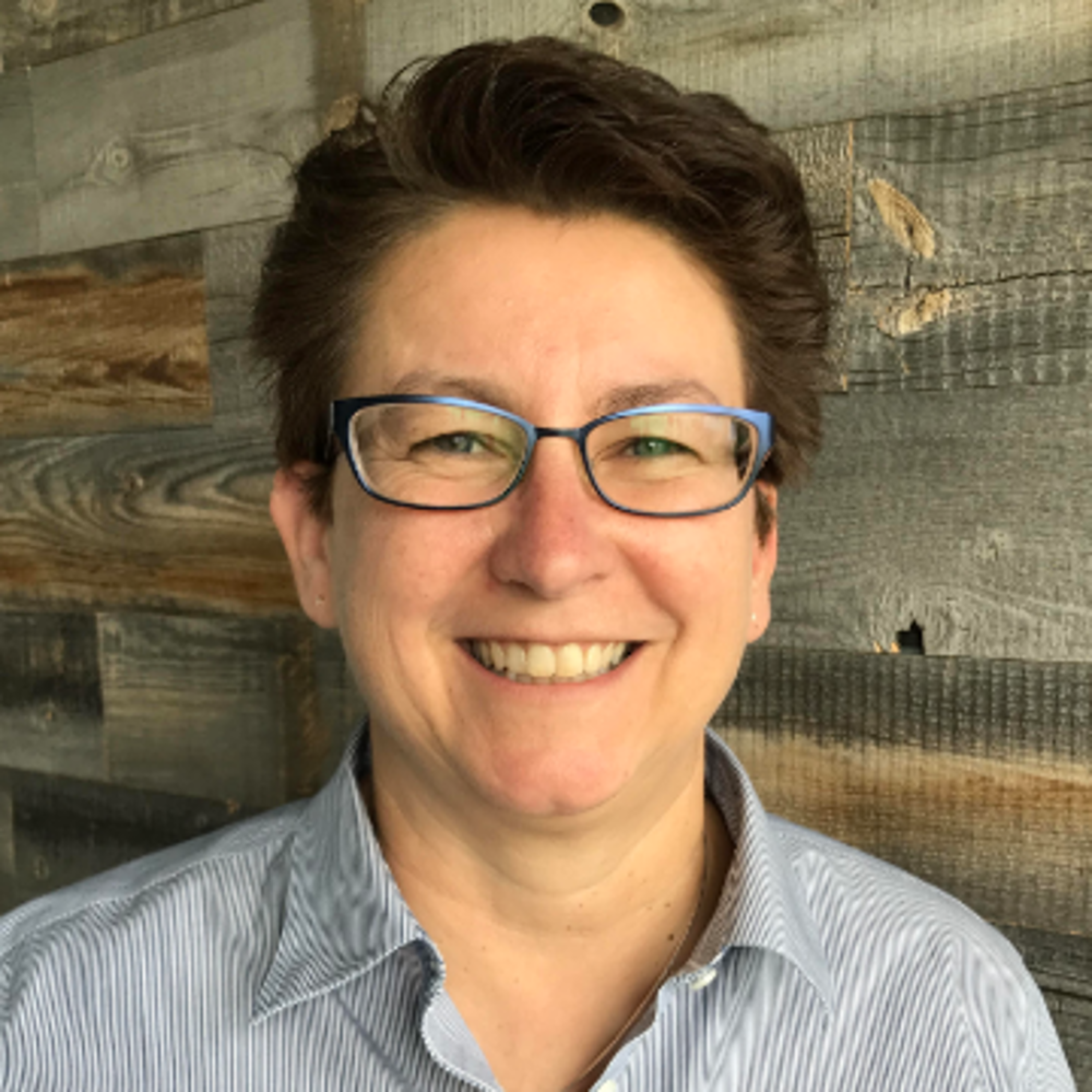 Your trusted real estate expert. Whether buying or selling, let's make